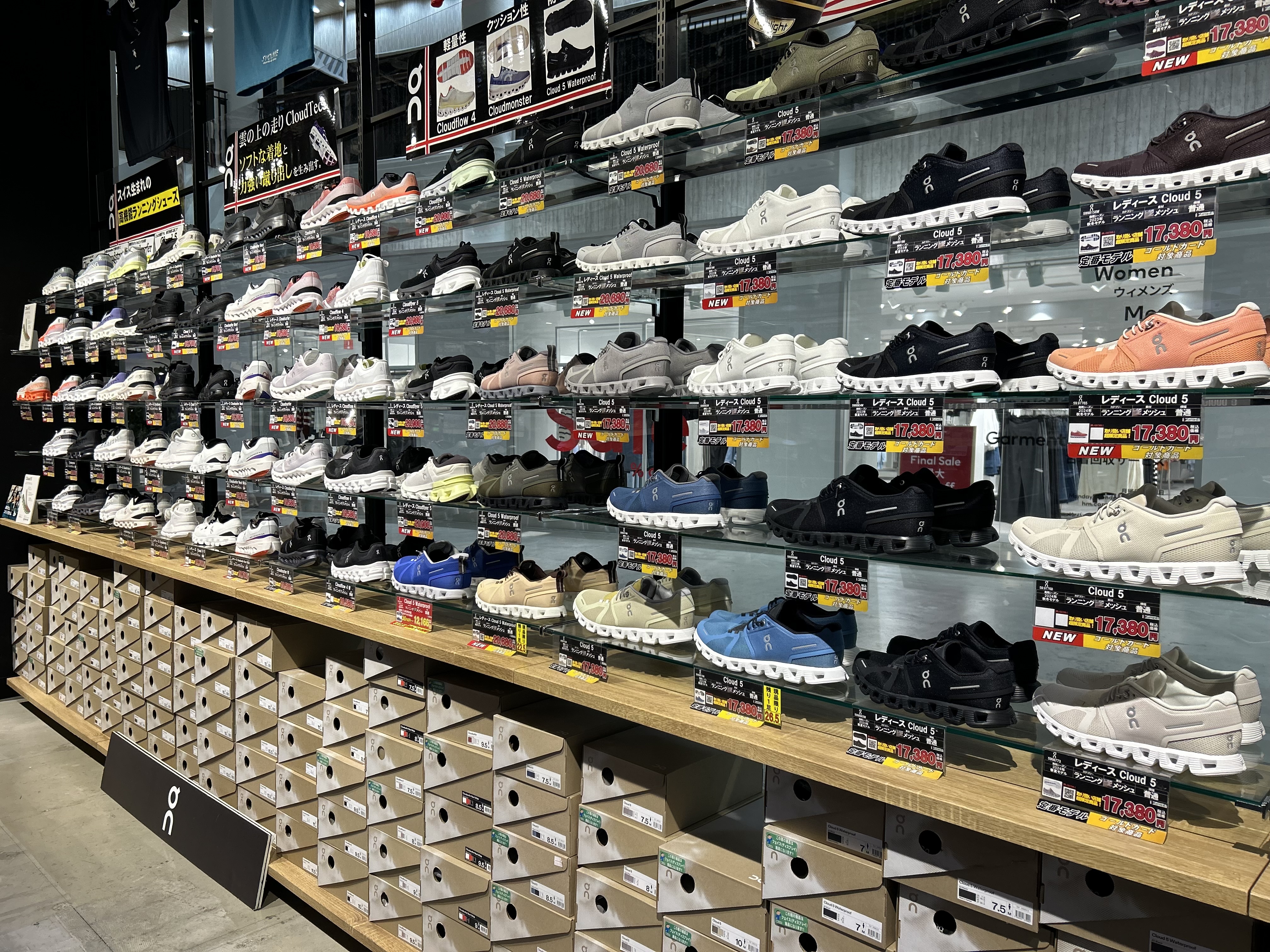 【カンカン店】onシューズ大量入荷?